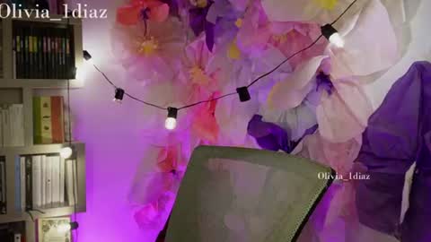 Olivia Diaz  OnlyFans olivia diaz online show from 07/31/26, 12:21