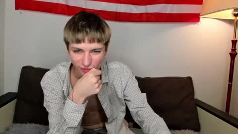 kira online show from 12/05/24, 10:12