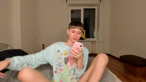 kira online show from 12/22/24, 10:15