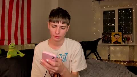 kira online show from 12/23/24, 07:52