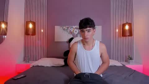 Snapshot of sweet_petter chatting on 11/16/25, 01:28 Petter online show from 11/16/25, 01:28