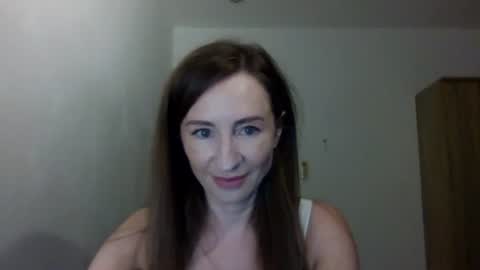 Snapshot of sweet_poeme chatting on 07/05/26, 12:23 sweet_poeme online show from 07/05/26, 12:23