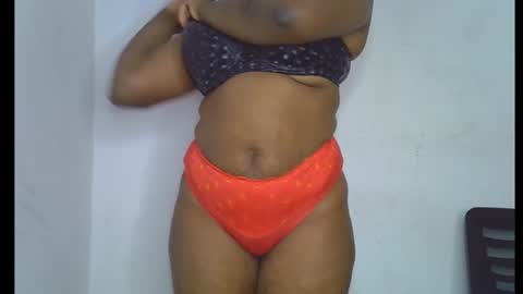 Ayana online show from 09/15/25, 08:14