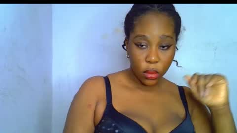 Ayana online show from 09/30/25, 06:51