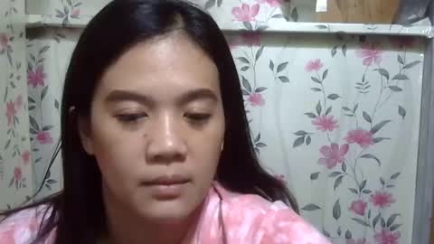 Snapshot of sweet_ro chatting on 02/04/25, 12:55 Ro online show from 02/04/25, 12:55