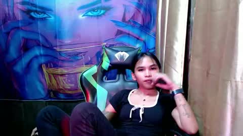 sweet_sang18 online show from 03/23/26, 08:51