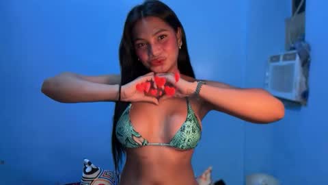 Snapshot of sweet_scarllet12 chatting on 03/21/26, 03:59 SCARLLET online show from 03/21/26, 03:59