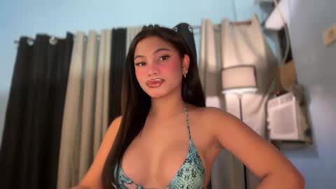 Snapshot of sweet_scarllet12 chatting on 05/03/26, 03:18 SCARLLET online show from 05/03/26, 03:18