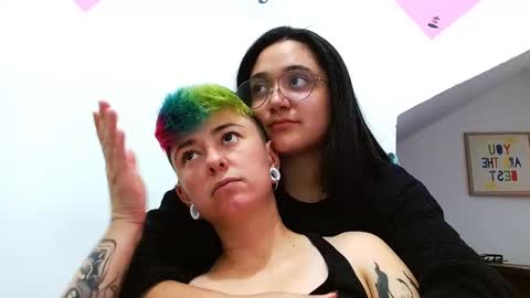 Snapshot of sweet_shadow20 chatting on 09/25/25, 02:59 Mari online show from 09/25/25, 02:59