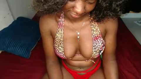 Snapshot of sweet_sherie chatting on 03/28/26, 12:10 ellanah Tracie online show from 03/28/26, 12:10