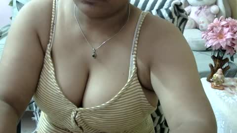 Snapshot of sweet_shivani chatting on 07/25/26, 07:17 sweet_shivani online show from 07/25/26, 07:17
