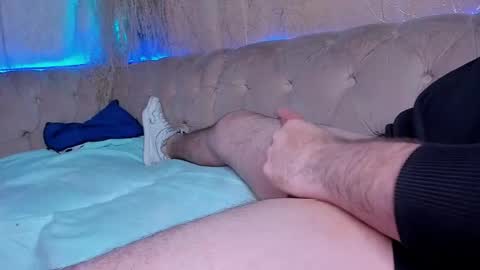 Snapshot of sweet_sin21 chatting on 12/03/25, 10:41 Start 18 year Noa 19 year online show from 12/03/25, 10:41