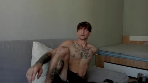 sweet_smith8 online show from 09/14/25, 07:29