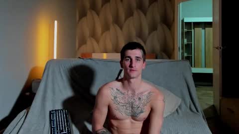 sweet_smith8 online show from 11/09/25, 05:00