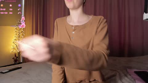 Snapshot of sweet_sonechka chatting on 12/08/24, 10:08 sweet_sonechka online show from 12/08/24, 10:08