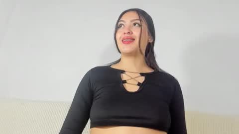 Snapshot of sweet_sophie_7 chatting on 01/29/25, 02:09 sweet_sophie_7 online show from 01/29/25, 02:09