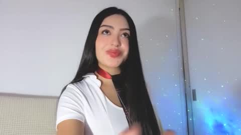 Snapshot of sweet_sophie_7 chatting on 03/14/26, 03:45 sweet_sophie_7 online show from 03/14/26, 03:45