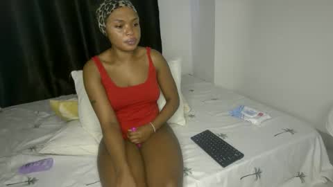 Snapshot of sweet_spoon chatting on 03/19/26, 12:42 Nina online show from 03/19/26, 12:42