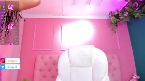 Snapshot of sweet_starxx chatting on 02/26/25, 03:30 Yeileen online show from 02/26/25, 03:30