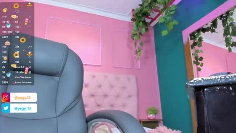 Snapshot of sweet_starxx chatting on 06/03/26, 07:30 Yeileen online show from 06/03/26, 07:30