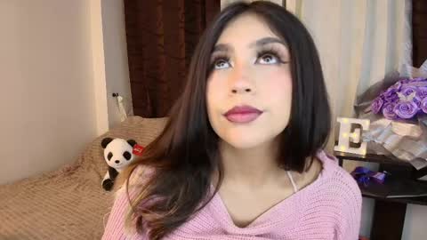 Snapshot of sweet_stephaniee chatting on 05/23/26, 06:23 online show from 05/23/26, 06:23