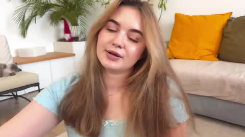 Snapshot of sweet_sugar87 chatting on 03/27/26, 11:54 ViolaandVince online show from 03/27/26, 11:54