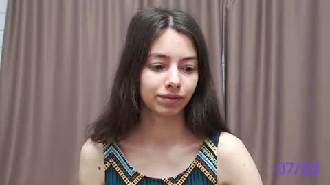 Snapshot of sweet_sweet_angel chatting on 03/07/25, 09:51 Angel online show from 03/07/25, 09:51