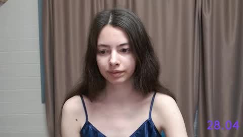 Snapshot of sweet_sweet_angel chatting on 04/28/26, 07:46 Angel online show from 04/28/26, 07:46
