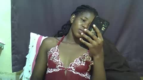 Snapshot of sweet_tattiana chatting on 03/19/26, 07:12 Tatty online show from 03/19/26, 07:12