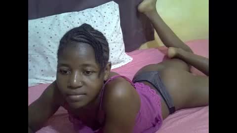 Snapshot of sweet_tattiana chatting on 04/04/26, 09:29 Tatty online show from 04/04/26, 09:29