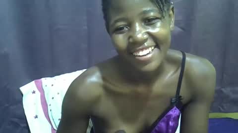 Snapshot of sweet_tattiana chatting on 04/17/26, 07:11 Tatty online show from 04/17/26, 07:11