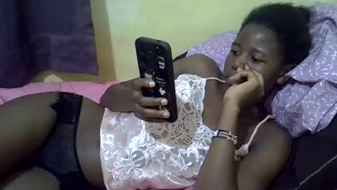 Snapshot of sweet_tattiana chatting on 06/08/26, 10:59 Tatty online show from 06/08/26, 10:59