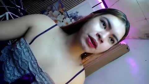 sweet_trexie online show from 12/17/25, 01:22