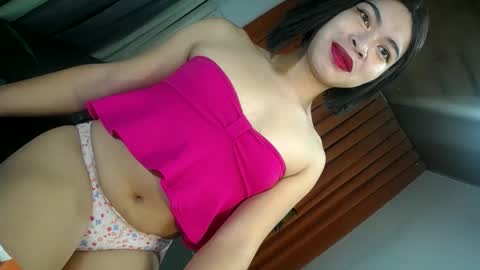 Snapshot of sweet_trexie chatting on 04/16/26, 11:07 sweet_trexie online show from 04/16/26, 11:07