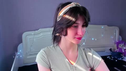 Snapshot of sweet_vanillopa chatting on 07/04/26, 01:34 Carolina Lu online show from 07/04/26, 01:34