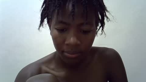 Snapshot of sweet_vee1 chatting on 03/13/26, 08:48 Princess vee online show from 03/13/26, 08:48