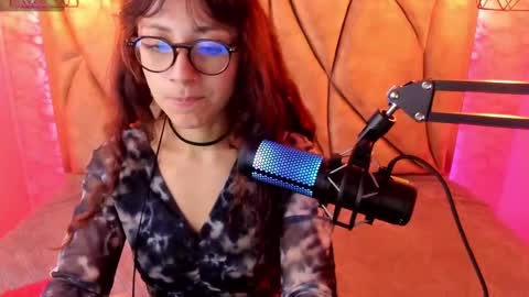 sweet_venus4 online show from 02/22/25, 10:09