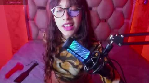 sweet_venus4 online show from 02/26/25, 05:28