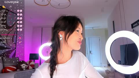 Snapshot of sweet_yasu chatting on 12/18/24, 09:58 Yasu online show from 12/18/24, 09:58