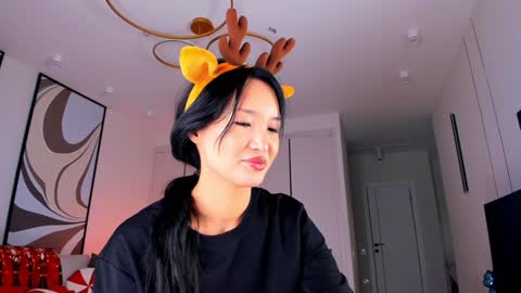 Snapshot of sweet_yasu chatting on 12/30/24, 08:10 Yasu online show from 12/30/24, 08:10