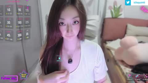Snapshot of sweet_yumiq chatting on 05/16/26, 12:15 sweet_yumiq online show from 05/16/26, 12:15