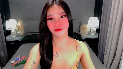 Snapshot of sweet_zoey12 chatting on 03/10/26, 09:36 bea takashi online show from 03/10/26, 09:36