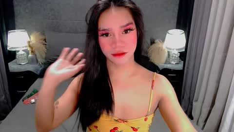 Snapshot of sweet_zoey12 chatting on 03/14/26, 09:15 bea takashi online show from 03/14/26, 09:15