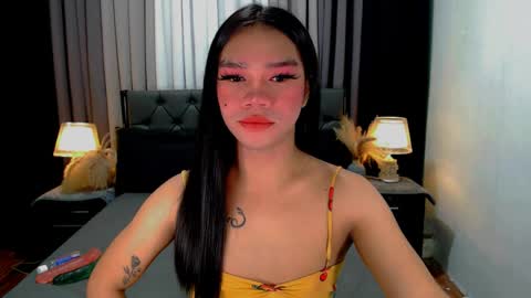 Snapshot of sweet_zoey12 chatting on 03/28/26, 08:58 bea takashi online show from 03/28/26, 08:58