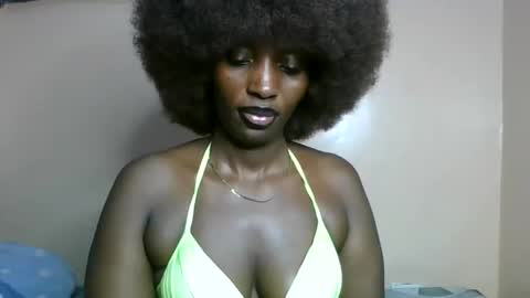 Snapshot of sweet_zuri3 chatting on 05/20/26, 08:37 zuri online show from 05/20/26, 08:37