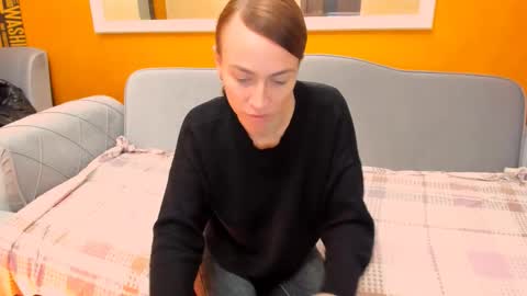 Snapshot of sweetale3 chatting on 12/02/25, 07:42 Ale online show from 12/02/25, 07:42