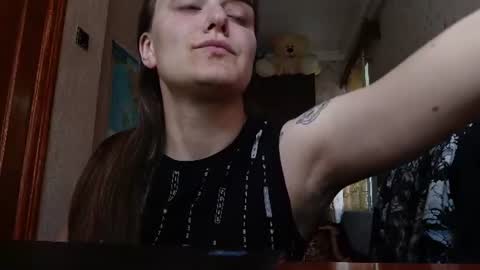 sweetalina13 online show from 06/19/26, 03:05