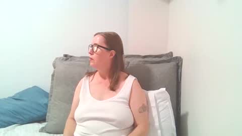 Snapshot of sweetandnaughty123 chatting on 12/05/25, 02:20 sweetandnaughty123 online show from 12/05/25, 02:20