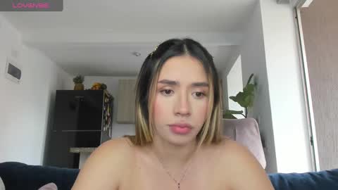 Camila online show from 02/18/25, 06:15