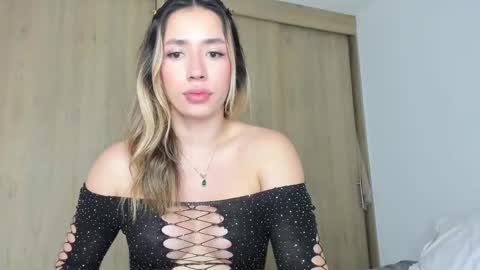 Camila online show from 02/23/25, 12:48